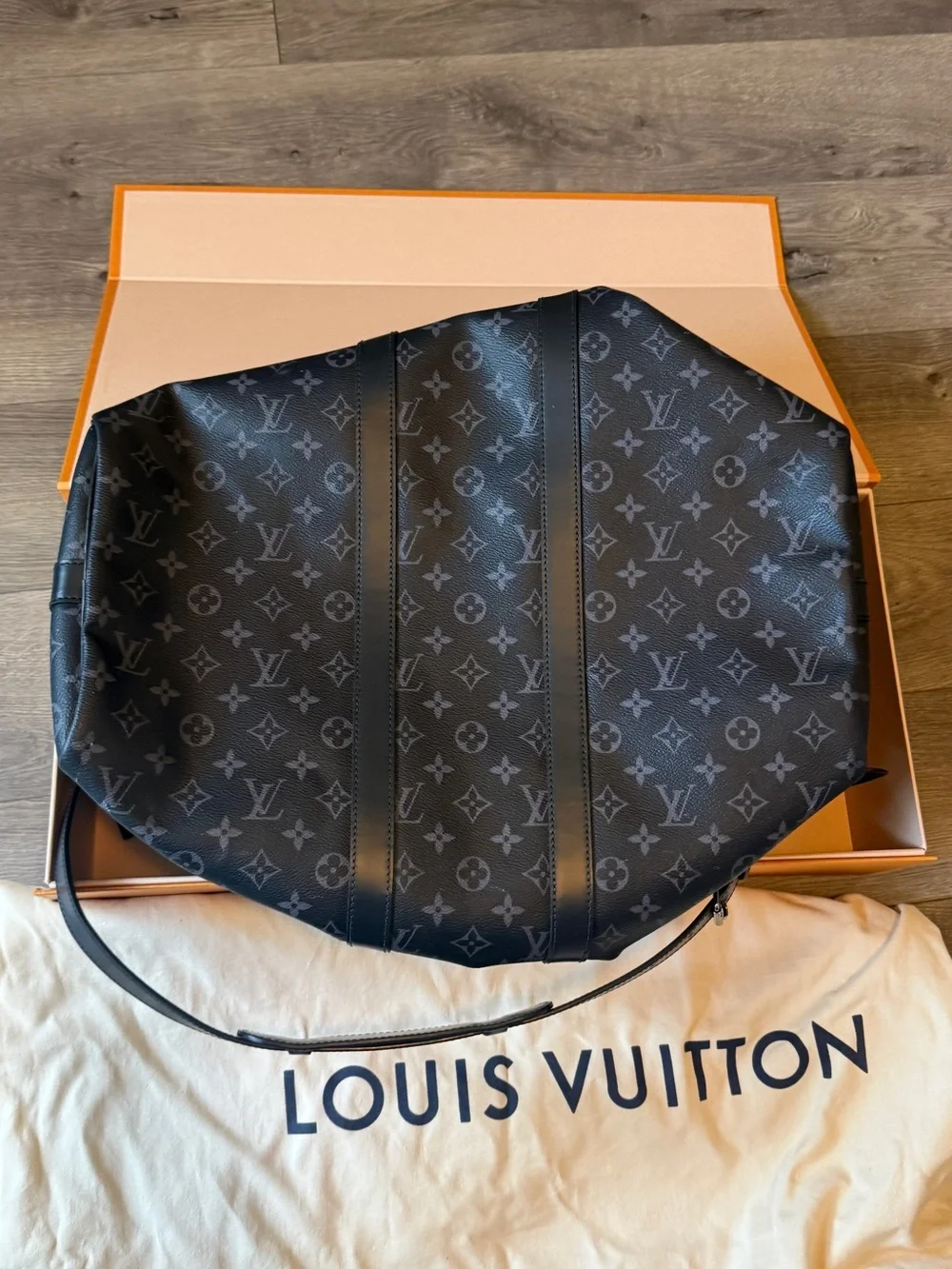 Louis Vuitton Black Monogram Men's 45 duffle bag